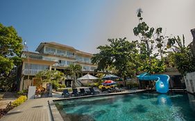The Tanis Beach Resort Nusa Lembongan