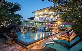 The Tanis Beach Resort Nusa Lembongan